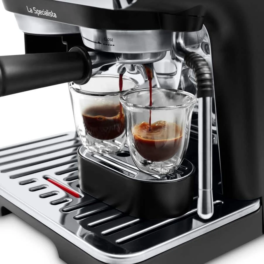 Semi-automatinis kavos virimo aparatas DeLonghi EC9155.MB