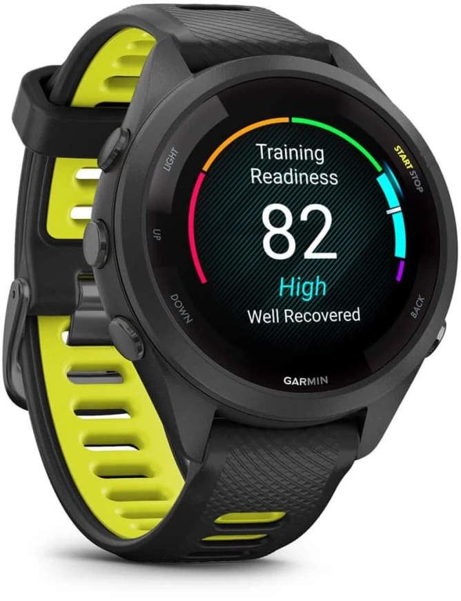 Išmanusis laikrodis Garmin Forerunner 265S. Juodas apvadas ir korpusas su juodos bei „Amp Geltona“ (geltonos) spalvos silikoniniu dirželiu