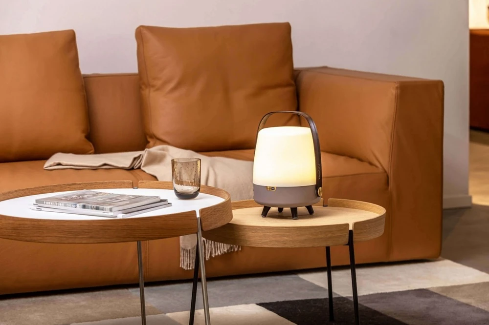 Kooduu - Lite-up Mini LED lempa su įmontuotu Bluetooth garsiakalbiu (JBL garsas), Ocean Mėlyna