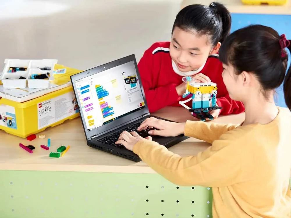 LEGO® Education SPIKE™ Prime rinkinys (45678)
