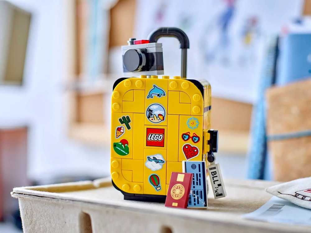 LEGO Geltona kelioninė lagaminas 40817