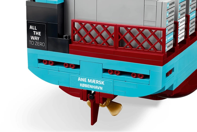 LEGO Kontenerowiec su Napędem Dual-Fuel Maersk 40955