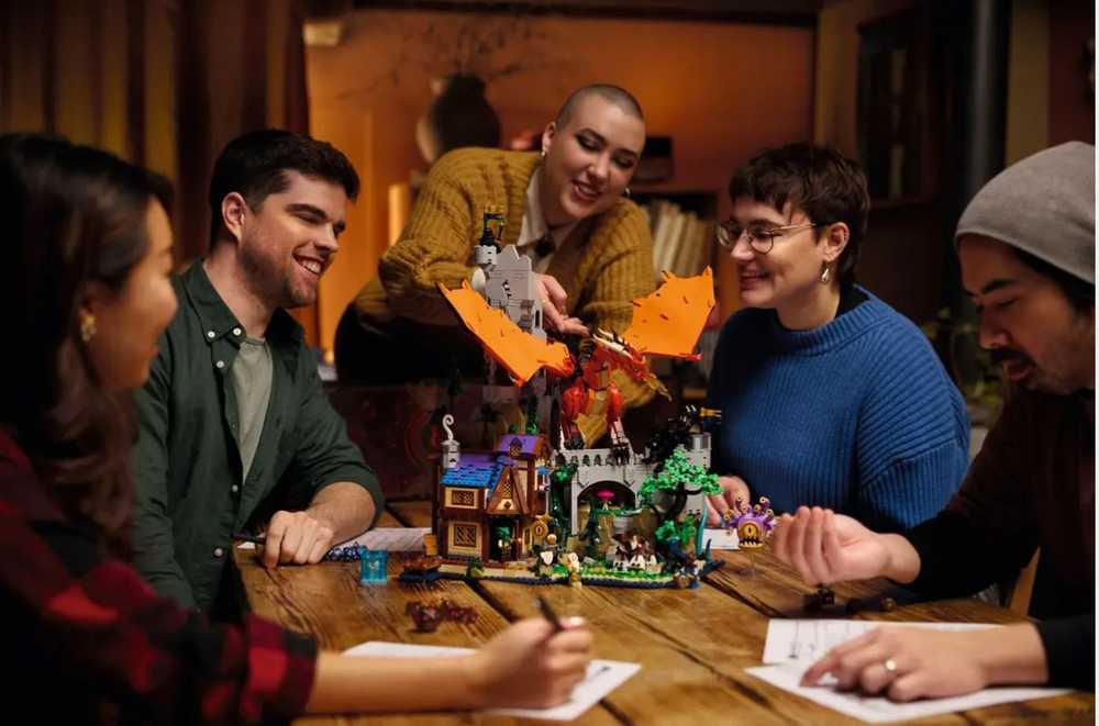 LEGO® Ideas Dungeons & Dragons: raudonojo drakono istorija (21348) 21348