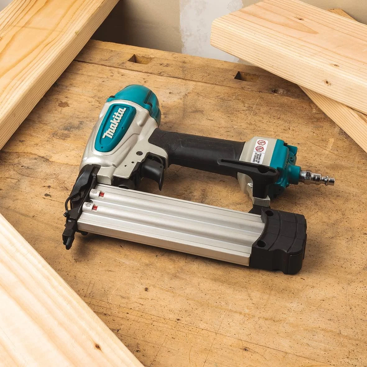 Makita Smeigiakalis AF506
