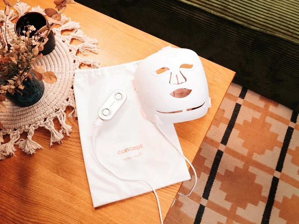 Concept MO8303 Perfect Skin LED face mask Baltas