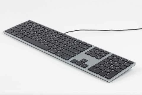 Klaviatūra Matias FK318 su laidu 100% (full-size) su pašvietimu pilka
