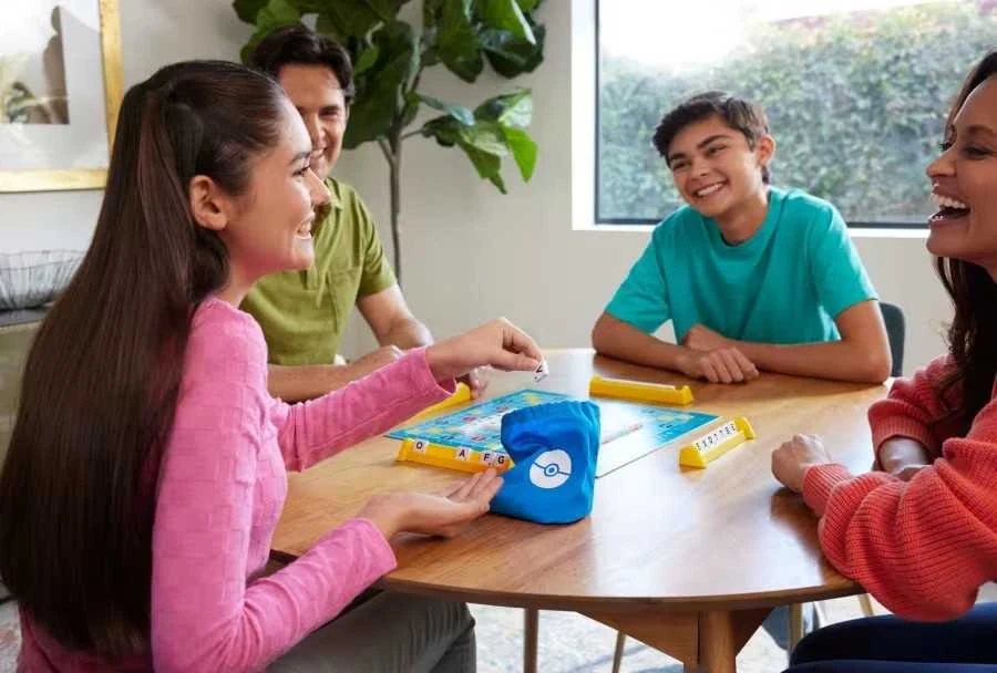 Mattel Stalo žaidimas Scrabble Pokemon tematikos