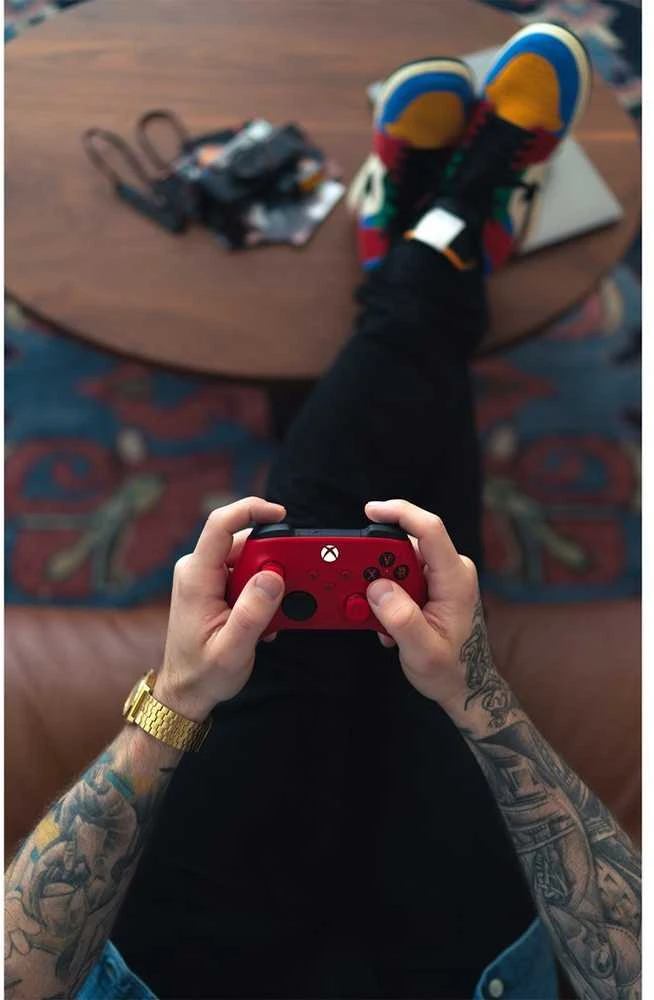„Microsoft XBOX“ belaidis valdiklis „Raudona Bluetooth“ / USB žaidimų pultas Analoginis / skaitmeninis „XBOX“, „XBOX One“, „XBOX“ serija S, „XBOX“ serija X