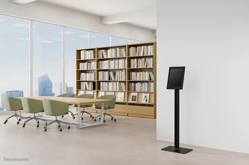 Laikiklis Neomounts Floor stand | Tilt, Rotate | FL15-627BL1 | Maximum weight (capacity) 3kg | Juodas
