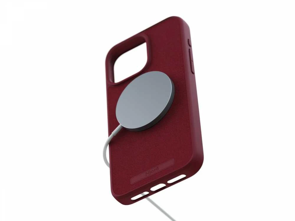 Njord Suede MagSafe dėklas jūsų Apple iPhone 15 Pro Max, red