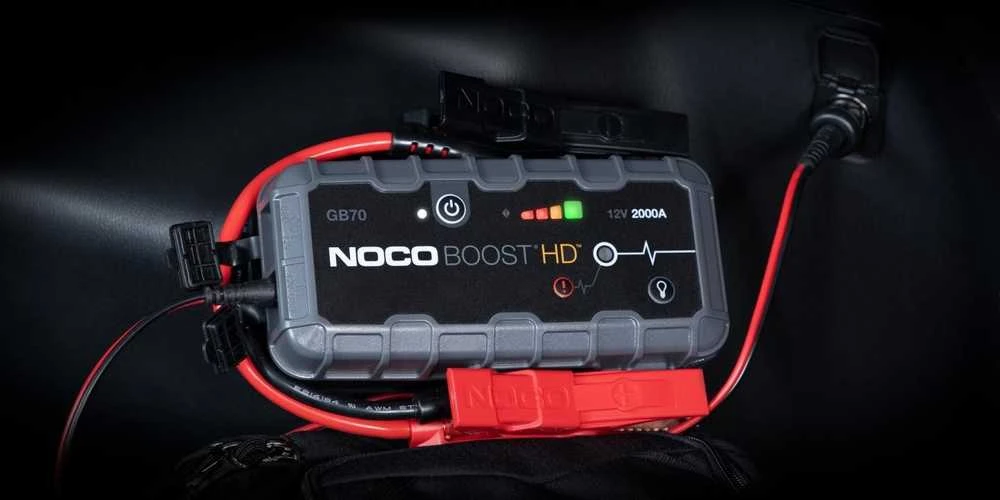 „Noco gb70“ starteris su stiprintuvu 12 V, 2000 A