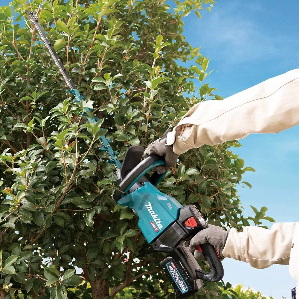 Makita UH005GZ Cordless hedge trimmer, 40Vmax XGT, BL-motor, 750mm, 23,5mm, be akumuliatoriaus ir kroviklio