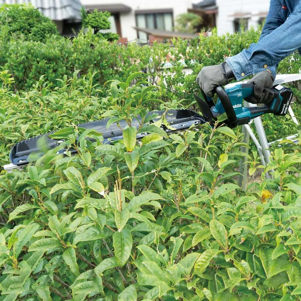 Akumuliatorinės gyvatvorių žirklės LXT® Makita DUH606Z