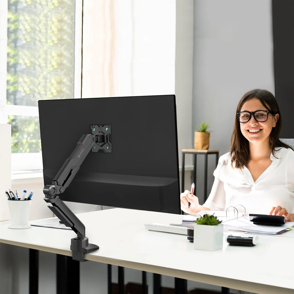 ONKRON G90-B Pasukamas ir pakreipiamas stalo laikiklis 13–34 colių monitoriams, maks. 10 kg, su rotacija, juodas