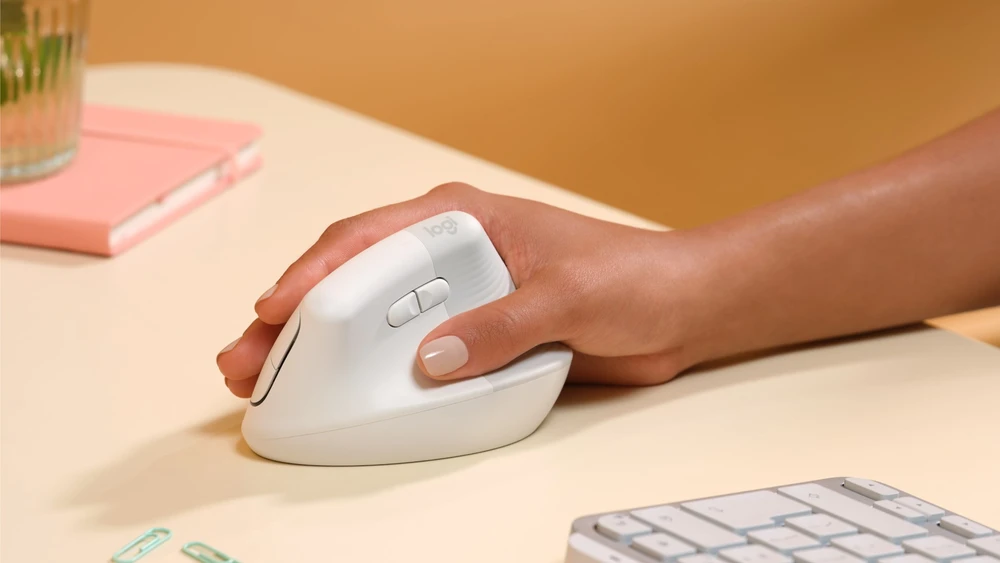 Pelė logitech lift vertical baltas