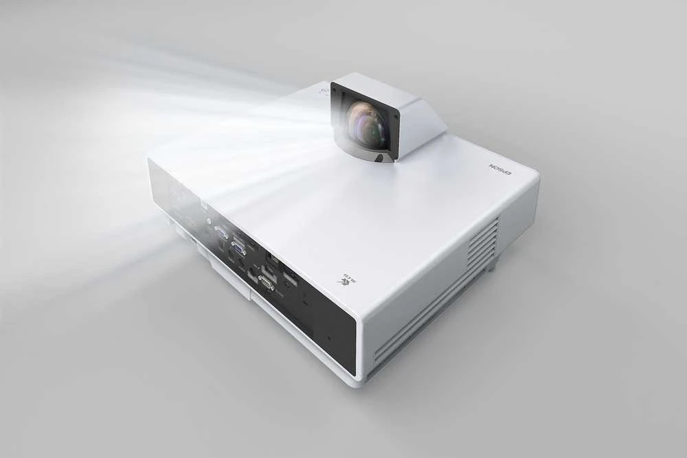 Skaitmeninių stendų sprendimas itin mažo nuotolio Projektorius Epson EB-800F
