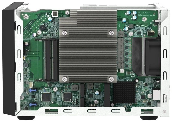 QNAP Serveris nas tvs-h674-i5-32g 6x0hdd intel i5-12400 32gb sodimm ddr4