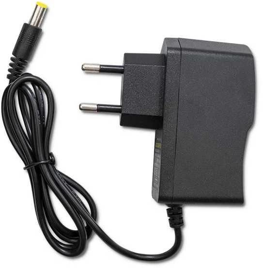 Qoltec 51798 aktyvus HDMI skirstytuvas 4 x HDMI 4K x 2K | 3,4 Gb/s