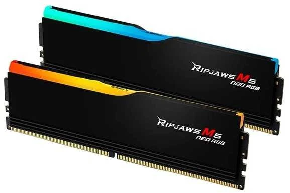 G.Skill Ripjaws M5 RGB atminties moduliai su šviesomis