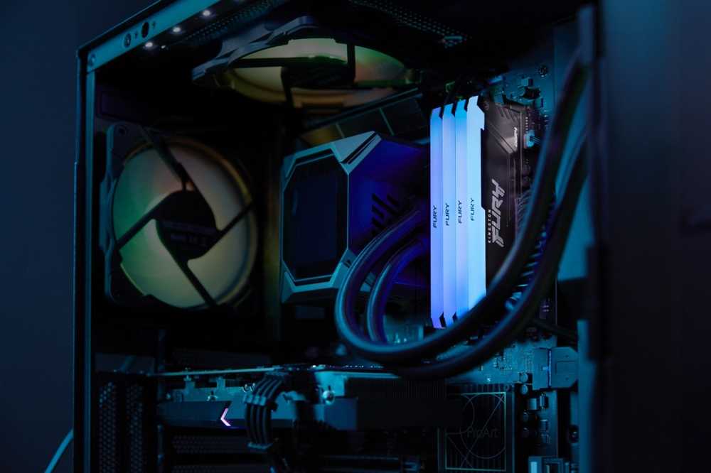 RAM „Kingston KF436C18BB2AK4/128“ 128 GB 3600 MT/s DDR4 CL18 DIMM (4 vnt. rinkinys) „FURY Beast RGB“ | „Kingston“