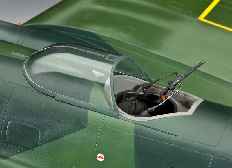 Revell Heinkel He 111 P-1 plastikinis lėktuvo modelis 1/32, 51 cm