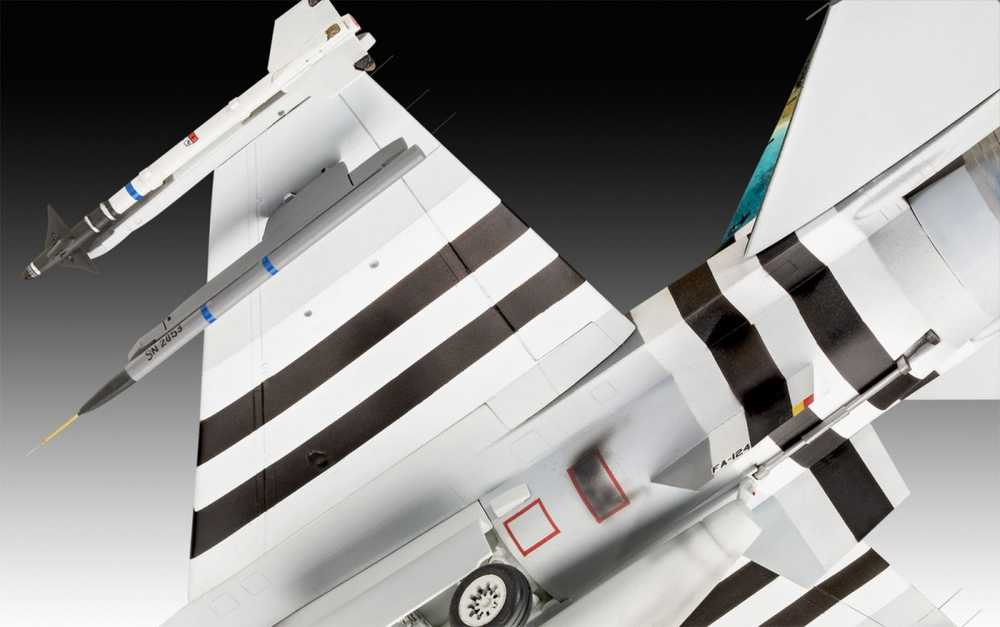 Revell Plastikinis 50-mečio F-16 Falcon 1/32 lėktuvo modelis