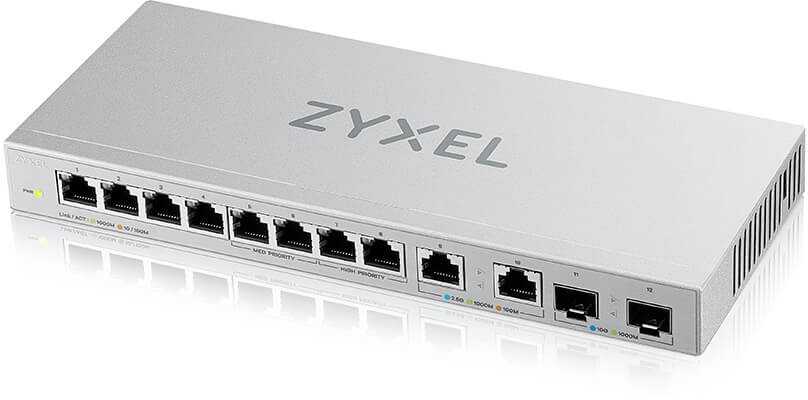 Šakotuvas Zyxel Przełącznik 12 prievadų gigabitų nevaldomas jungiklis su 8 prievadų 1g + 2 prievadų 2,5g + 2 prievadų sfp+ xgs1010-12-zz0102f