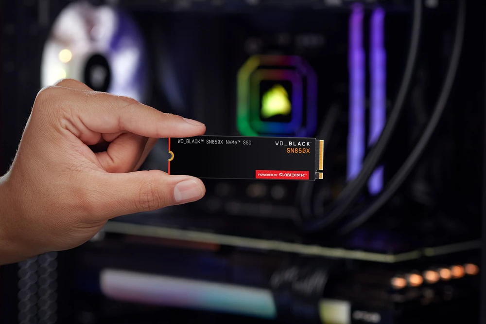 Sandisk SSD - Western Digital Juodas 8 TB M.2 PCIe 4.0 NVMe
