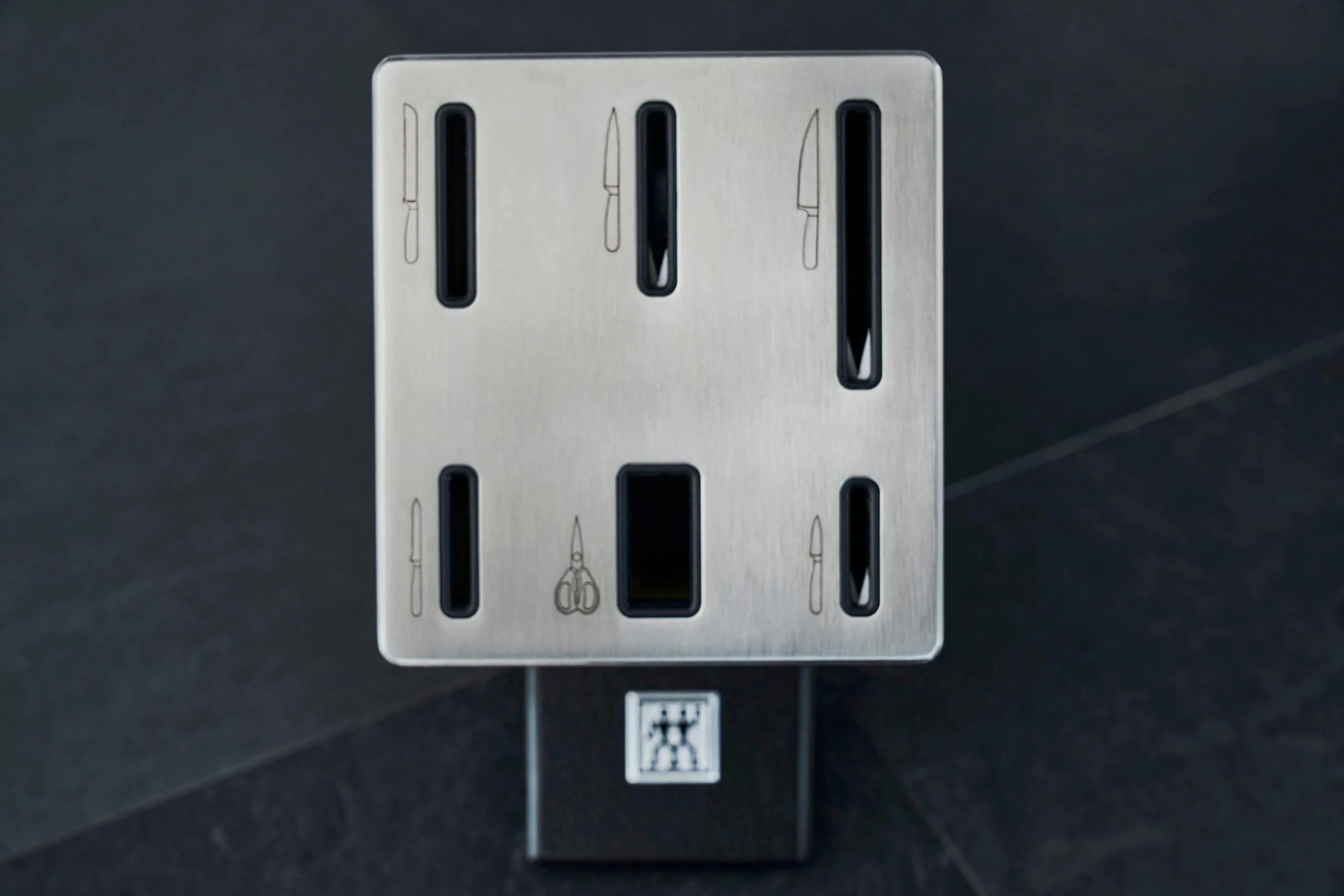 Peilių rinkinys ZWILLING FOUR STAR 35145-007-0, juodos spalvos (7 vnt.)