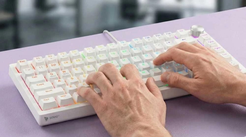 Savio Klaviatūra magnetyczna astral baltas outemu baltas jade magnetic rgb