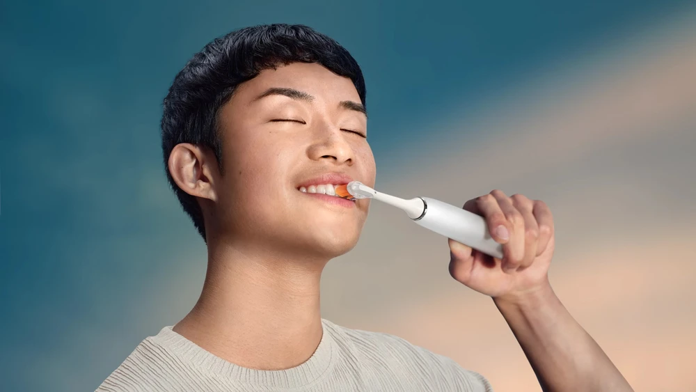 Elektrinis dantų šepetėlis Philips Sonicare DiamondClean 9000 su programėle | HX9911/19 | Baltas