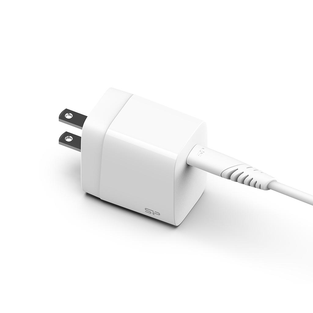 SILICON POWER COMPUTER & COMMUNICAT SILICON POWER įkroviklis QM10 Quick Charge 18W USB Type-C + laidas USB-Lightning Baltas
