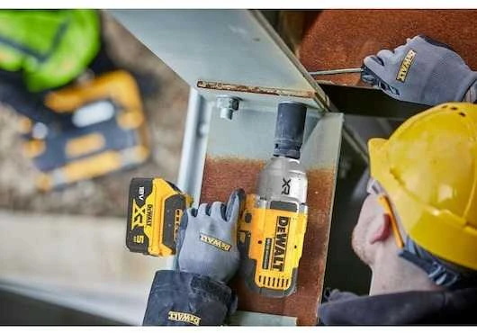 Smūginis veržliasukis bez aku i ład.18v dcf900nt dewalt