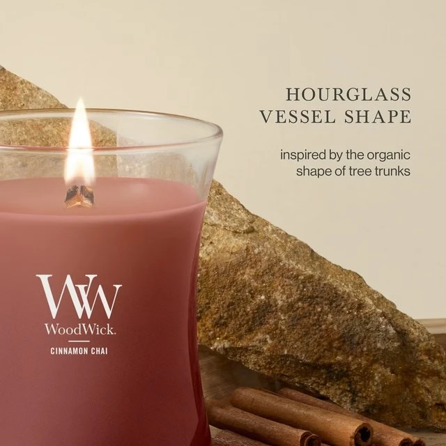 WoodWick Aromatinė žvakė (Cinnamon Chai), 85 g