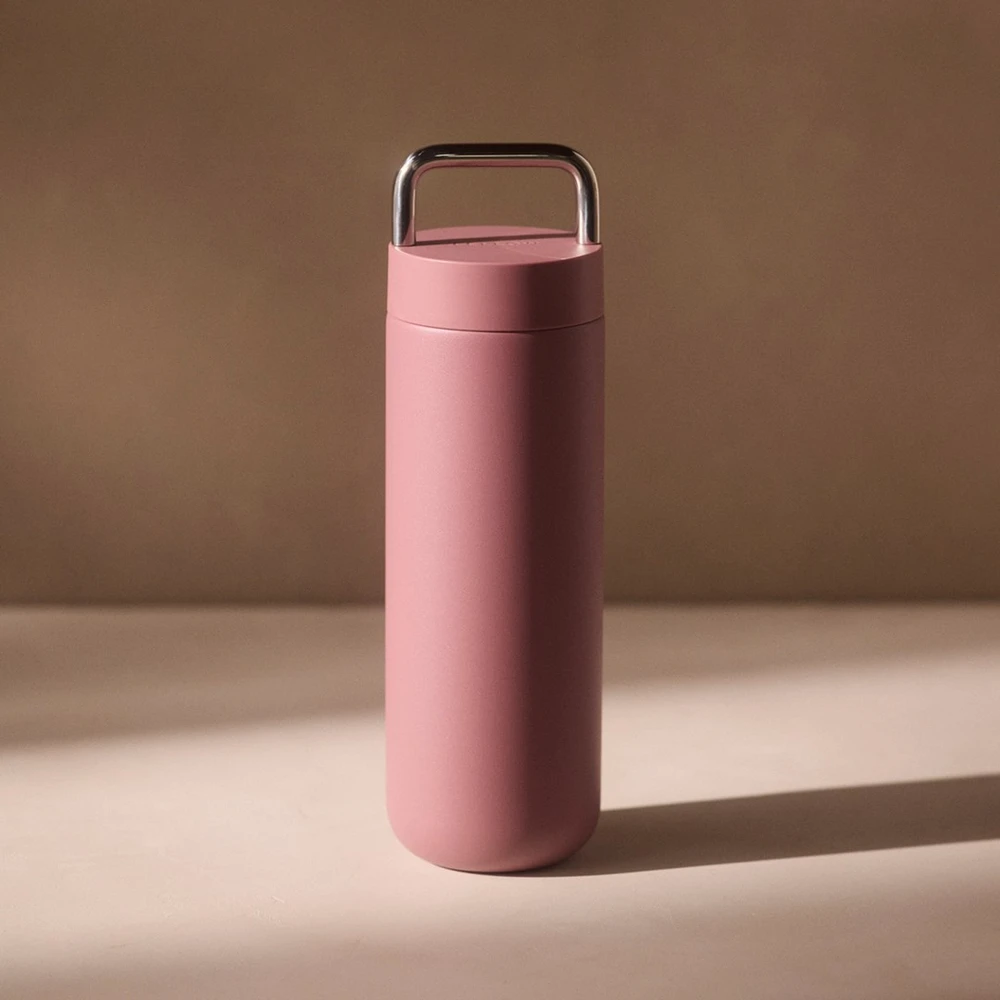 Fellow - Carter Carry Tumbler - Insulated mug - Pudros rausva 591 ml