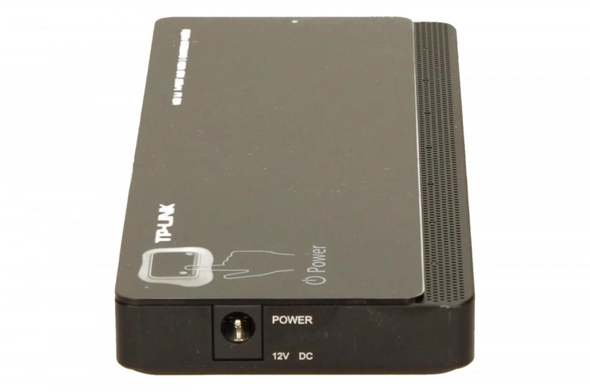 TP-LINK 7 jungtys USB 3.0 Hub su 2 maitinimo įkrovikliais jungtys 2.4A Max Desktop ir 12V/4A maitinimo adapteris