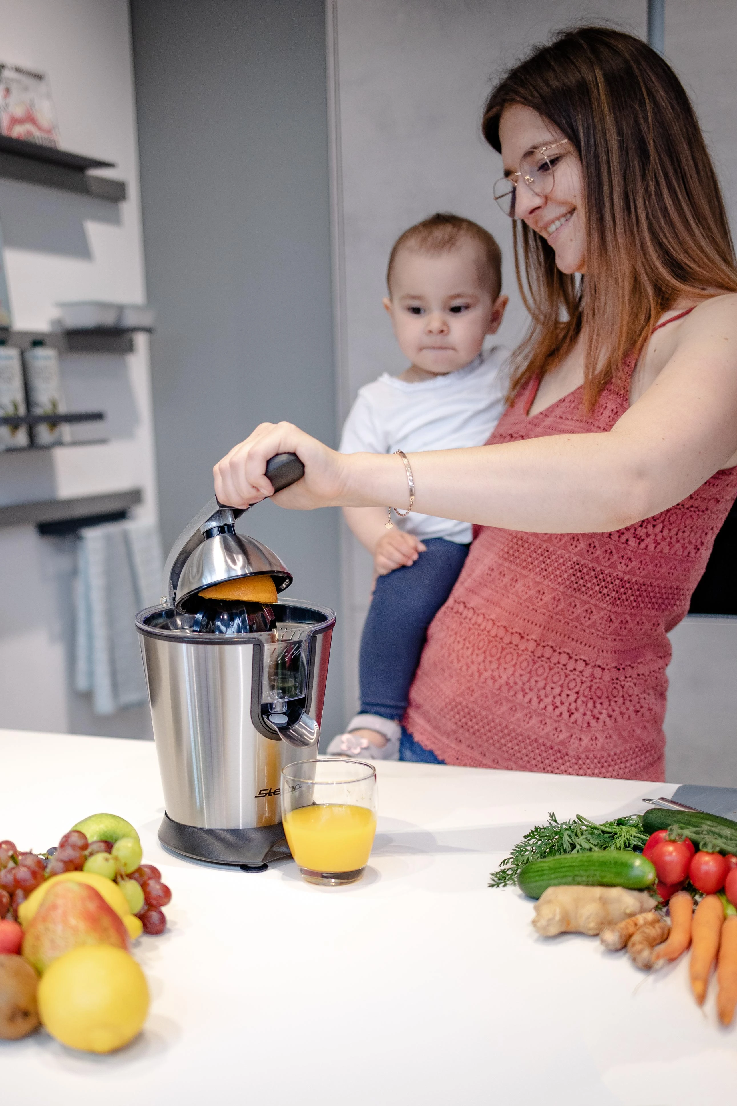 Tradicinė sulčiaspaudė citrusiniams vaisiams Steba ZP 2 (160W, plieno spalvos)