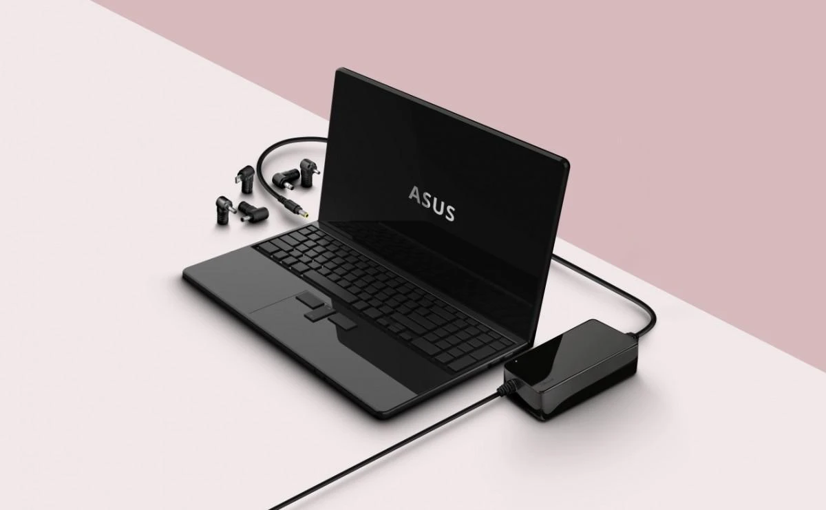 Asus Įkroviklis nešiojamam kompiuteriui Maxo 100-240V, 19V, 4.74A, 90W