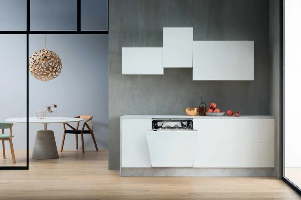 Indaplovė Whirlpool WRIC3C26