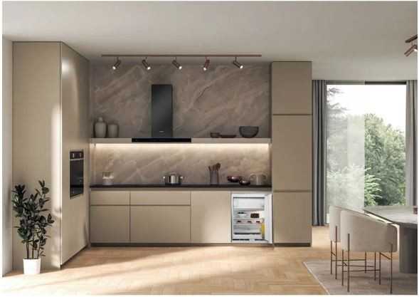 Šaldytuvas Whirlpool WBUF011
