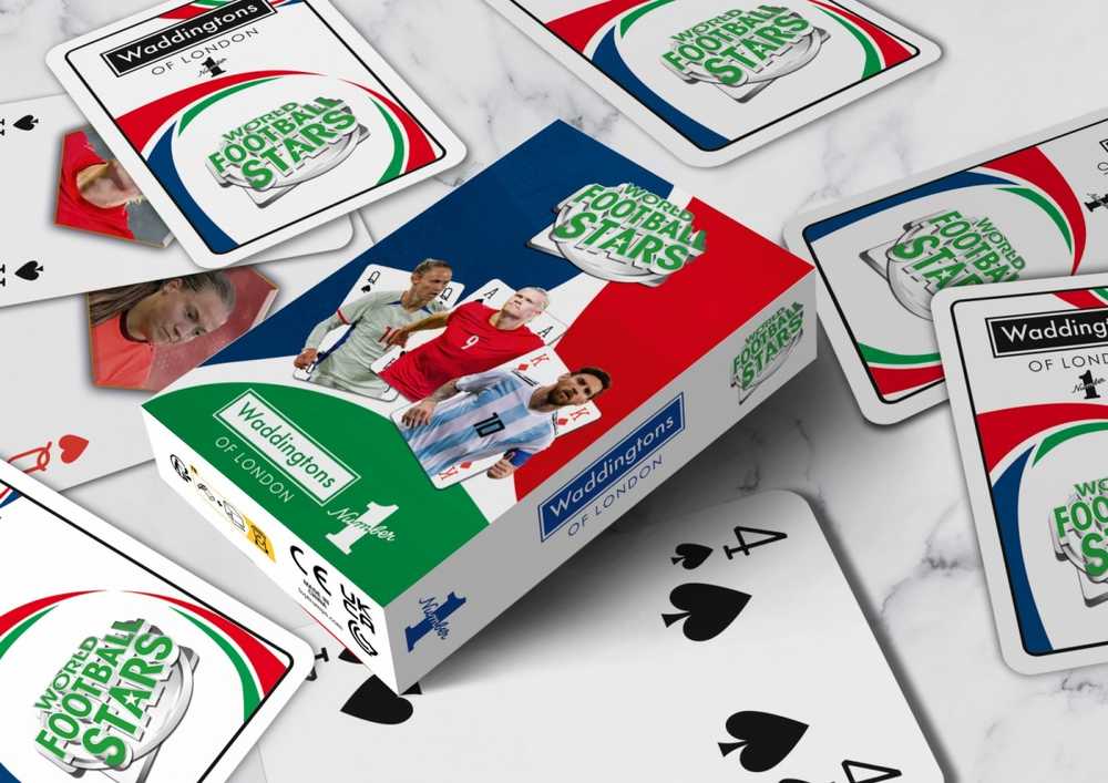 Winning Moves Knygynas „World Football Stars Waddingtons“ Nr. 1 žaidimo kortos