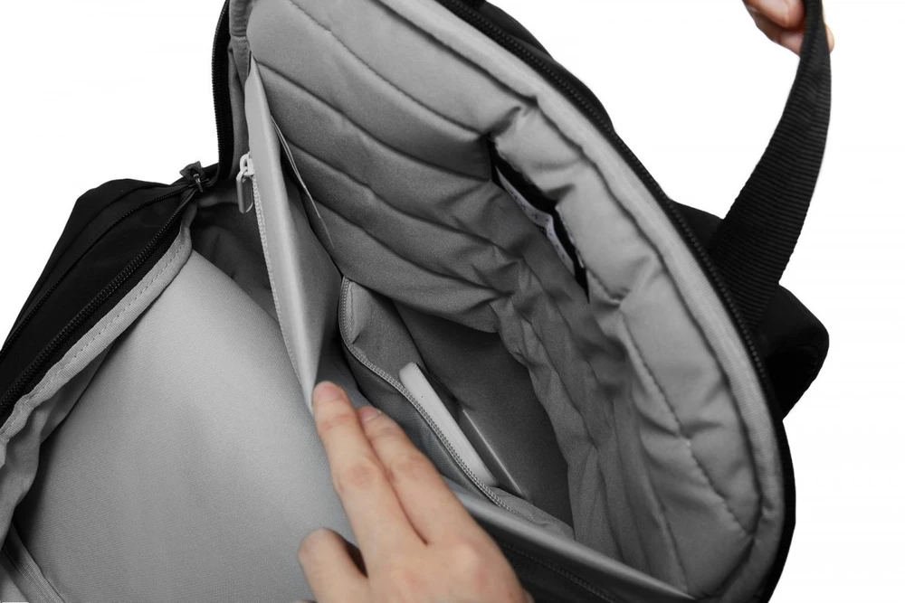 XD DESIGN BACKPACK BOBBY SOFT TOTE Juodas P706.3001