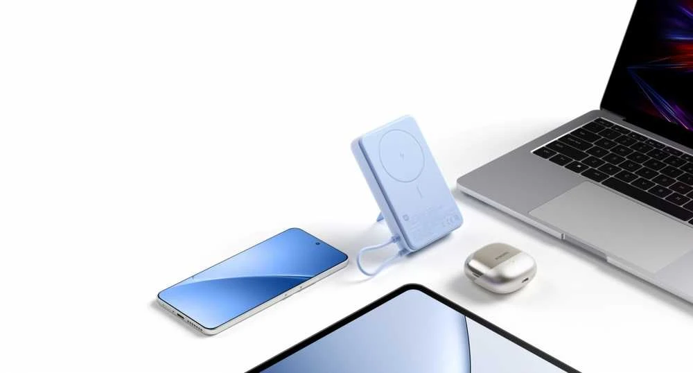 „Xiaomi“ magnetinė išorinė baterija 10000 su įmontuota | 10000 mAh | rusvai geltona