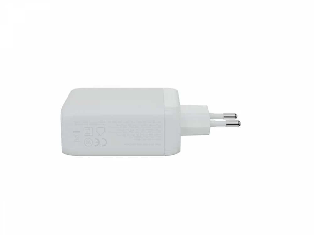 Įkroviklis Xtorm GaN2 1x USB-A 2x USB-C 100 W (XEC100)