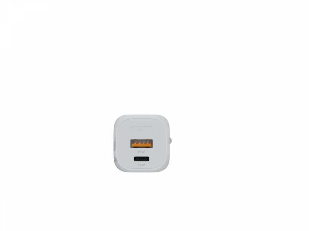 „Xtorm“ – 35 W „GaN2 Ultra“ namų įkroviklis, USB-C PD/USB-A, baltas