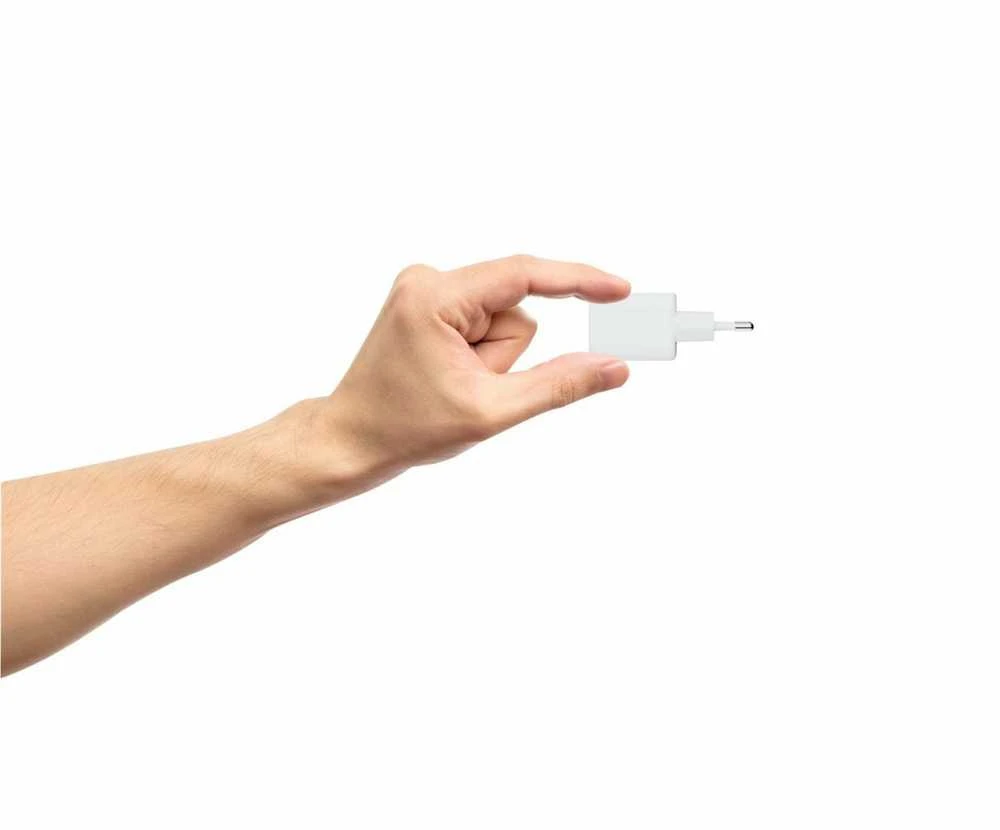 „Xtorm“ – 35 W „GaN2 Ultra“ namų įkroviklis, USB-C PD/USB-A, baltas