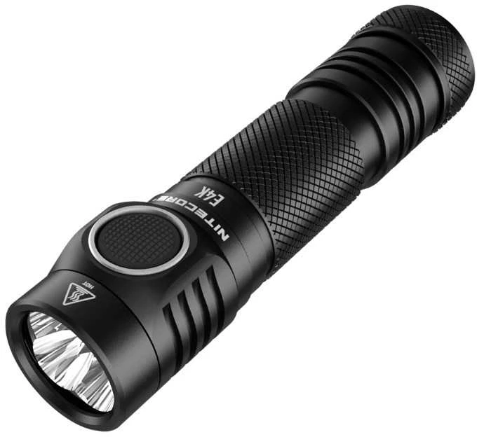 Nešiojamas žibintas - Nitecore E4K 4400 liumenų 200m spindulys USB-C įkraunamas