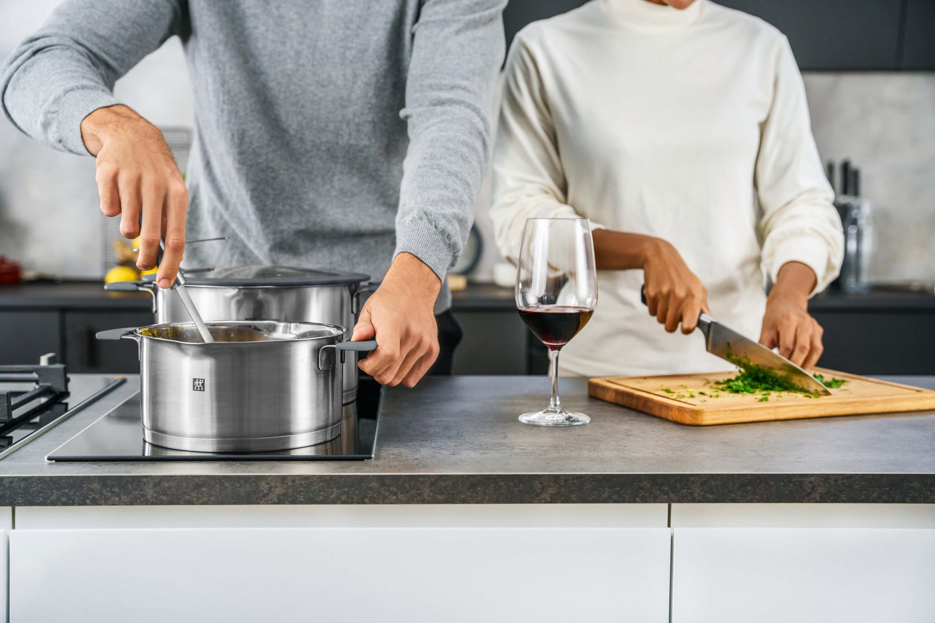 Zwilling Simplify 66870-004-0 puodų rinkinys, 4 vnt.