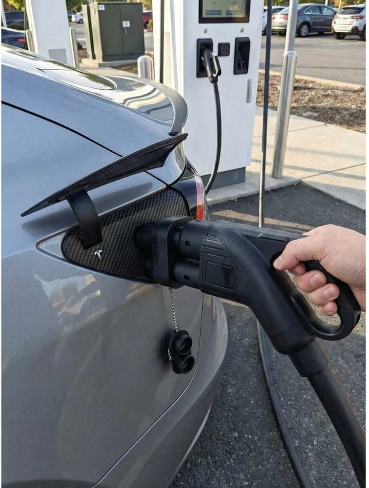CCS2-TESLA adapteris