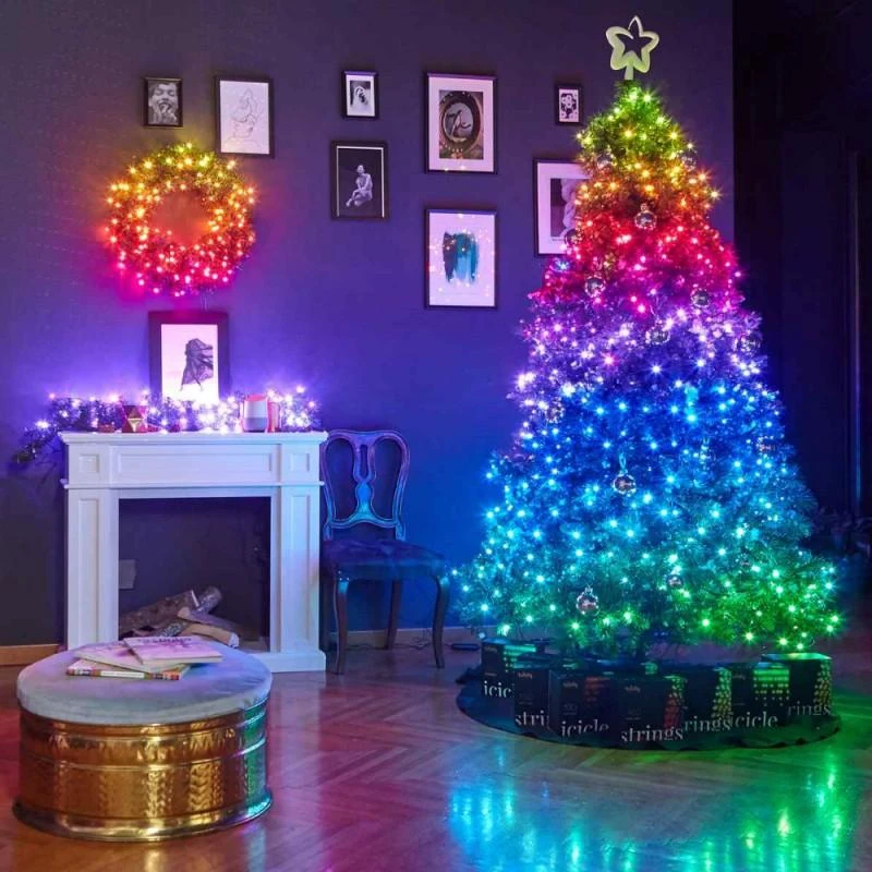 Kalėdinė išmanioji lempučių girlianda Twinkly Strings 250 LED RGB, daugiaspalvės